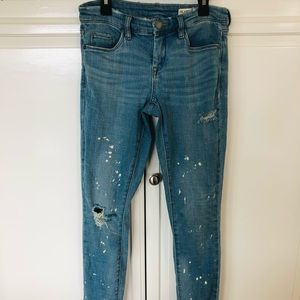 🌟LAST CALL🌟 Blank NYC Distressed Skinny Jeans